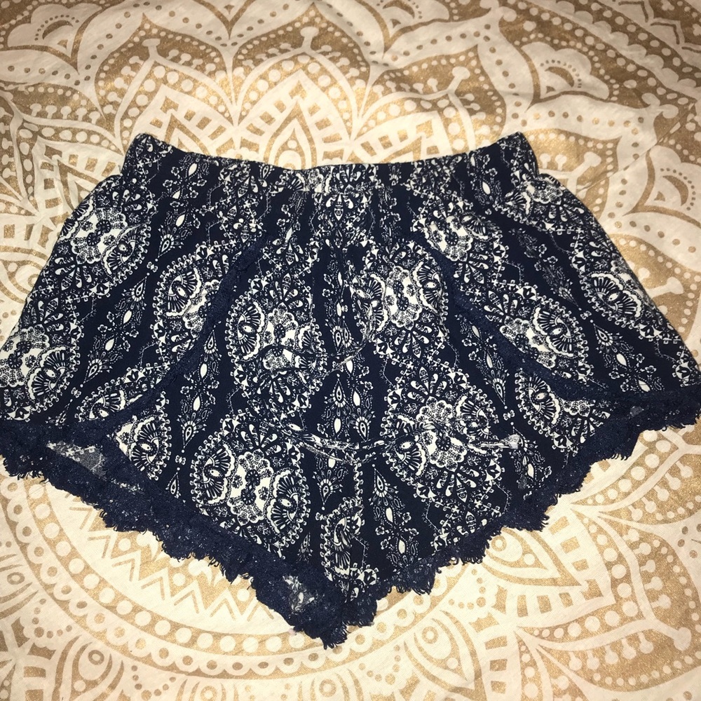 Blue flowy shorts!!